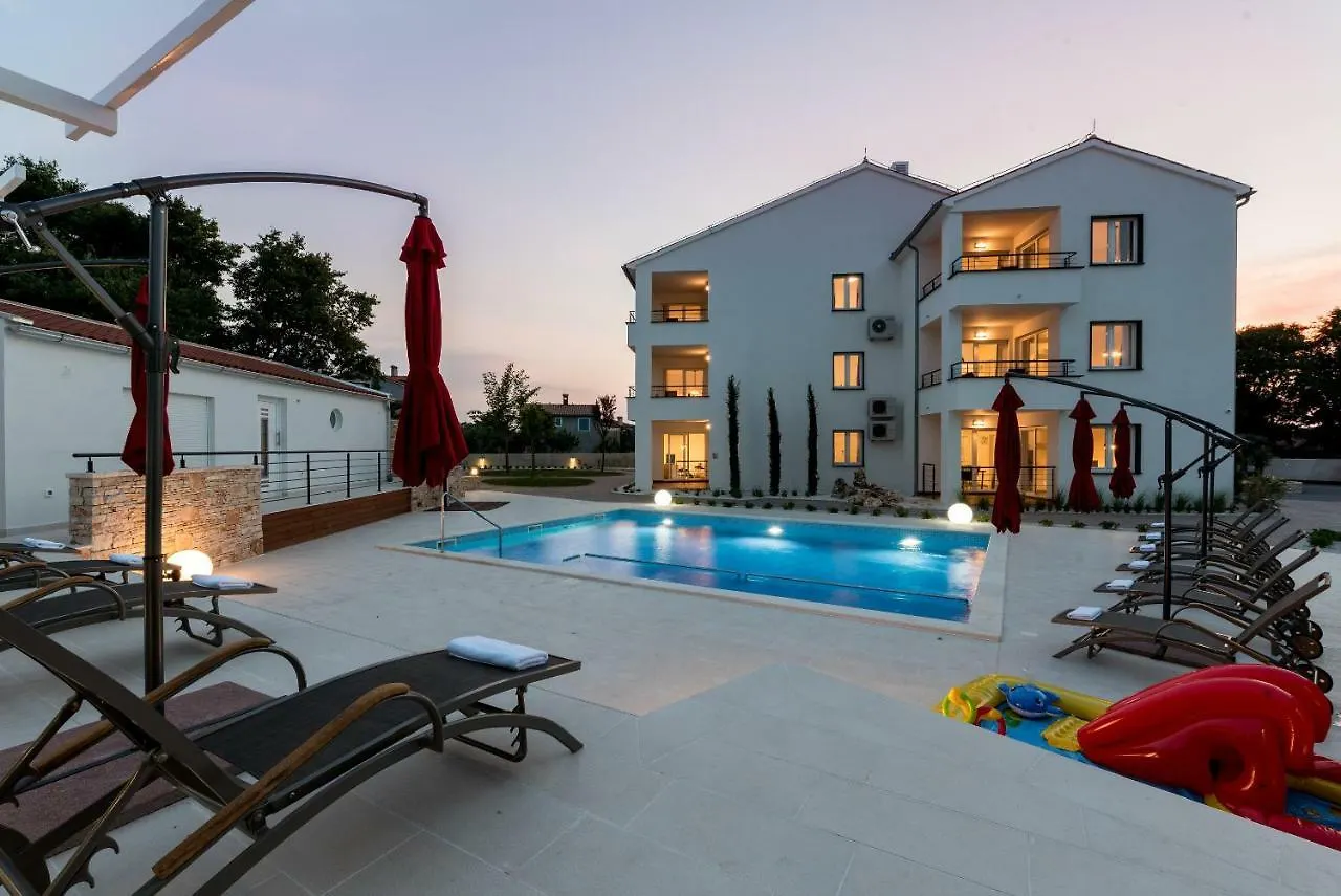 Villa Anja 2Nd Floor Peroj